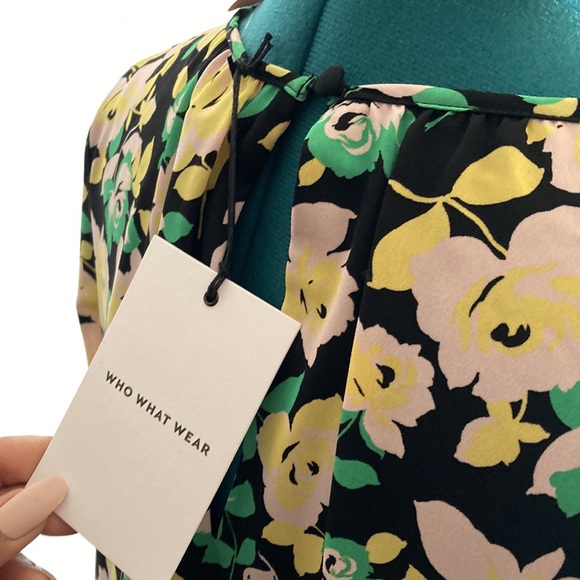 Dress - Picture 3 of 5